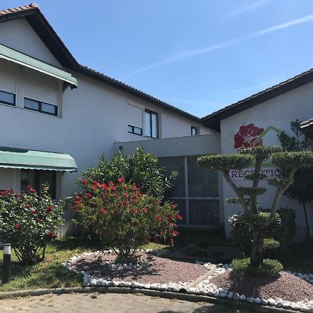Hotel Les Jardins D'Oleron Saint-Pierre-d'Oleron Exterior foto